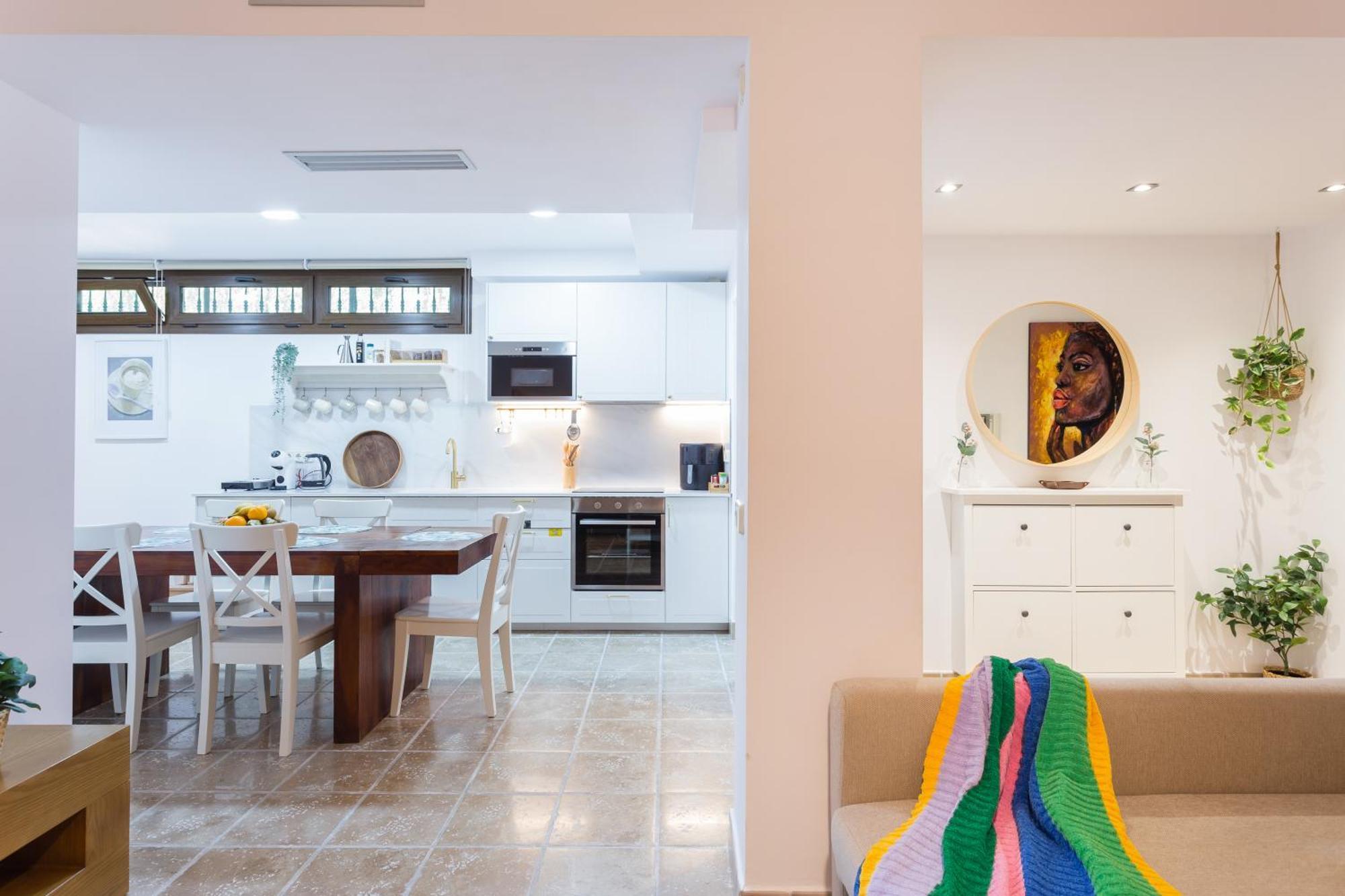 Luny Apartment